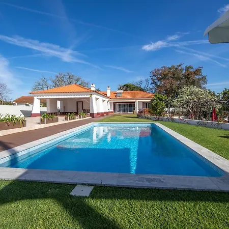 Holiday home E *